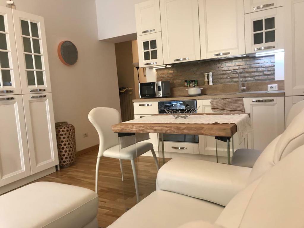 Rome Dreaming House Apartment ภายนอก รูปภาพ